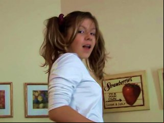 Emily Likes To Tease In Solo